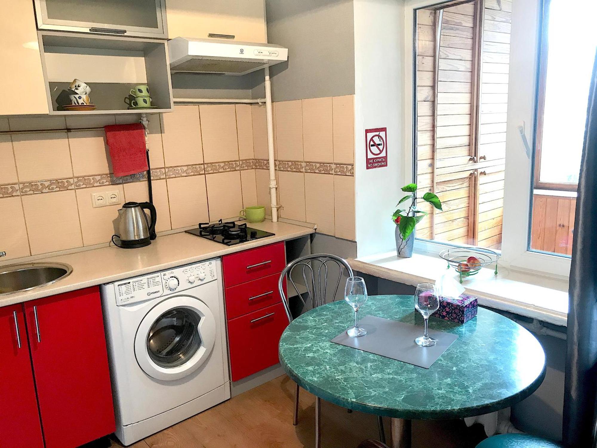 Apartment 1 комн саксаганского17 центр олимпийская дворец спорта